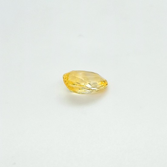 Yellow Sapphire (Pukhraj) 2.96 Ct Good quality